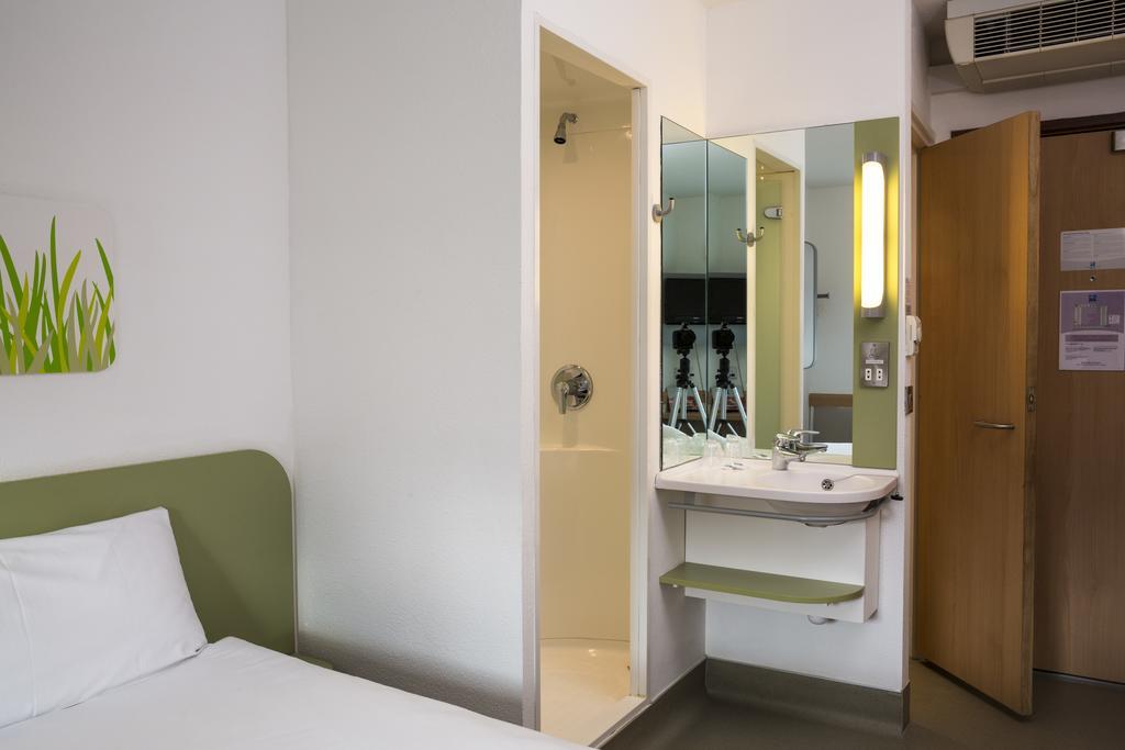 Ibis Budget Glasgow Exterior foto